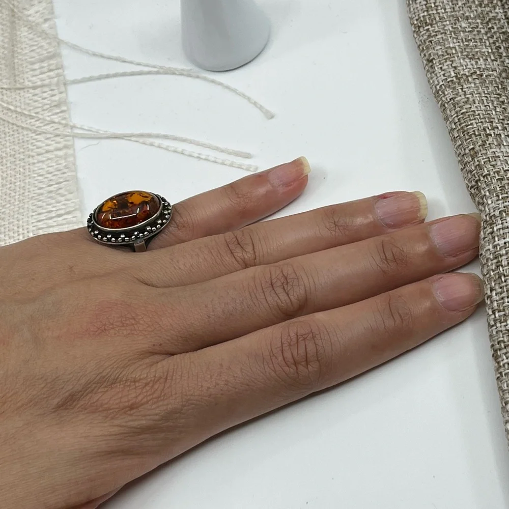 Vintage 925 Poland Baltic Amber Sterling Silver Ring, Size 5.5 - Picture 13 of 16